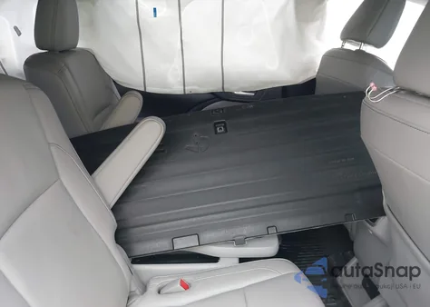 2018 Toyota Highlander Xle из США, поврежденный, VIN 5TDJZRFH0JS529197